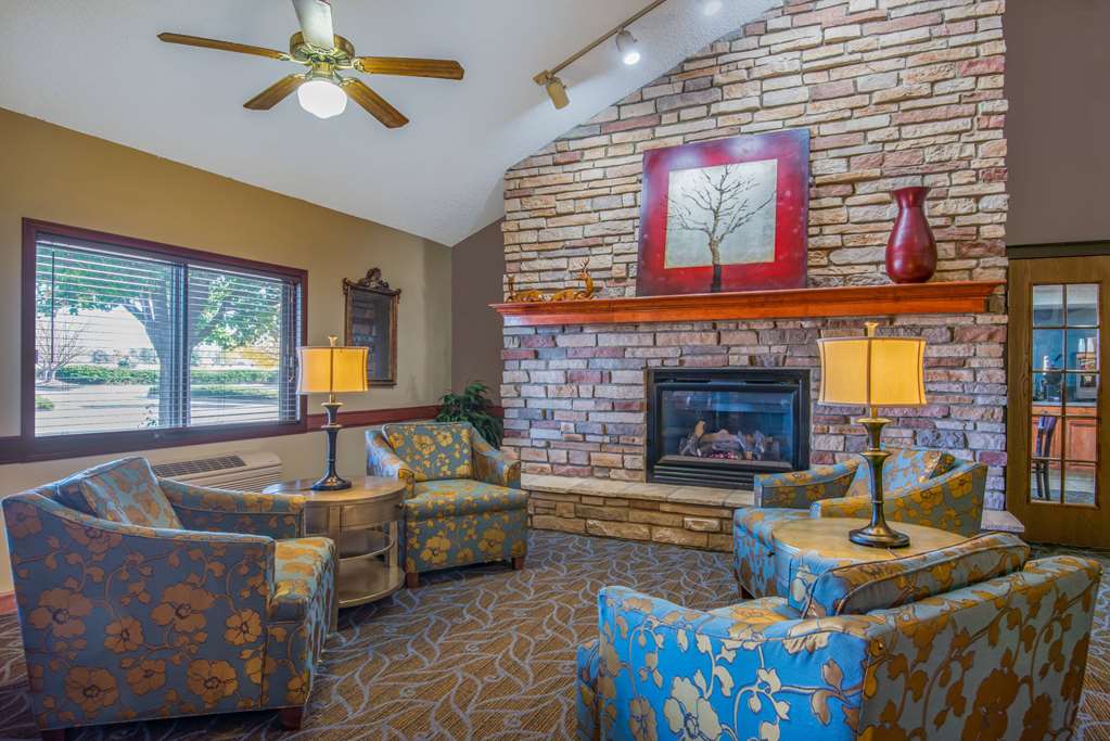 AmericInn by Wyndham Windsor Ft. Collins - photo 3