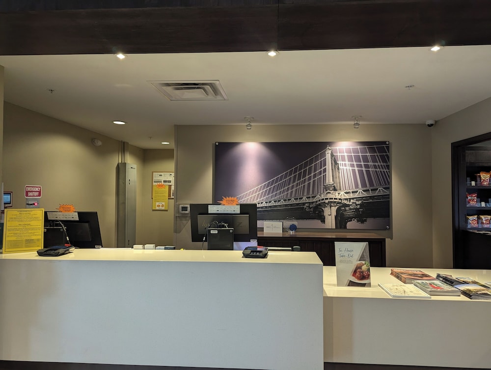 Staybridge Suites Scottsdale Talking Stick an IHG Hotel - photo 2