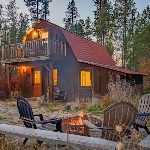 Saddle N' Sage 7 Min To Glacier Fire Pit — hotel in Coram