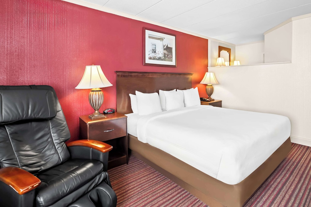 Best Western Merry Manor Inn - photo 15