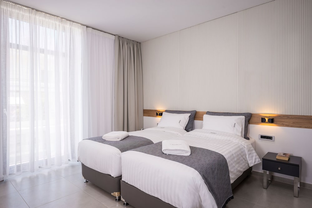 Central City Hotel - last minute hotel in Chania