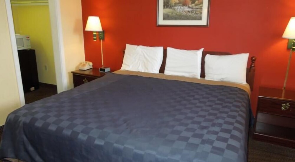 Red Carpet Inn Allentown Hausman Road - photo 4