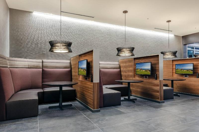 Courtyard by Marriott Savannah Airport - photo 9