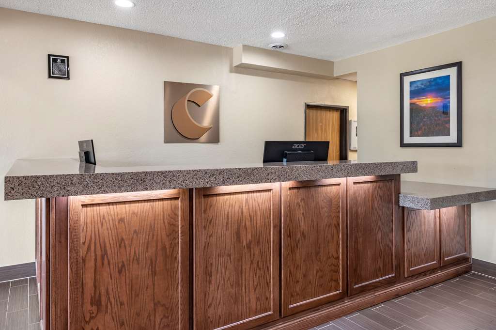 Comfort Inn Near Kokomo Speedway - photo 17