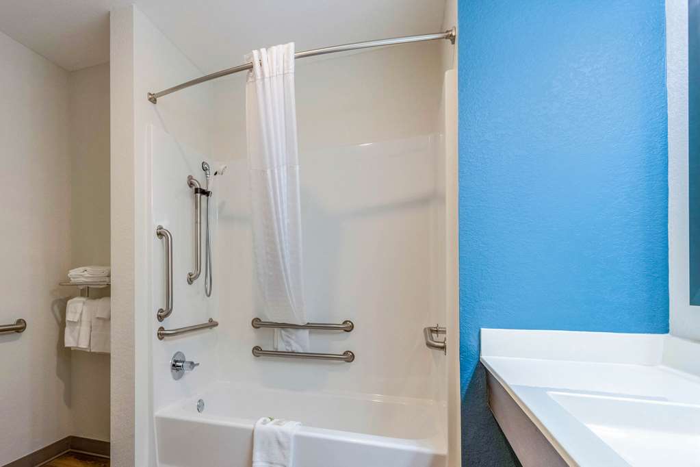 WoodSpring Suites Miramar - photo 23