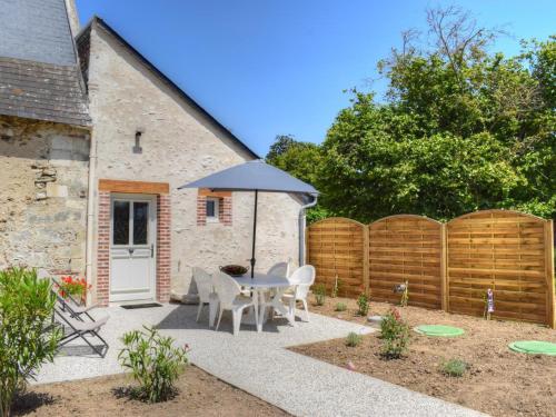 Gîte tout inclus à Joué lès Tours avec grand jardin proche châteaux et nature FR 1 381 545 — hotel in Joue-Les-Tours