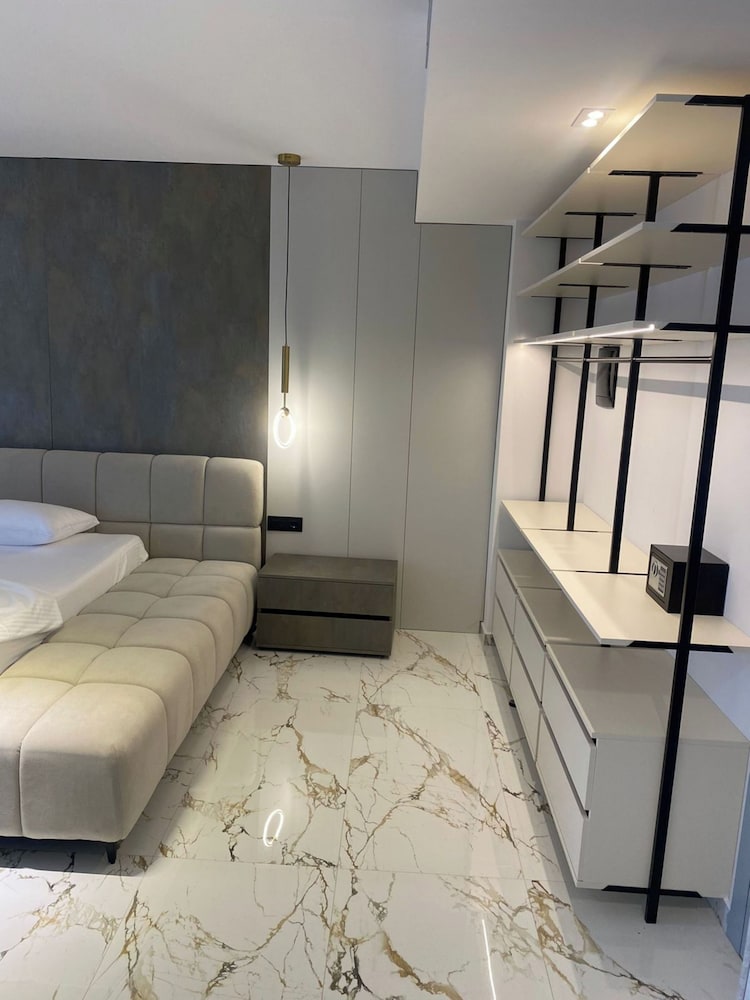 Resol Hotel 2 - last minute hotel in Ksamil