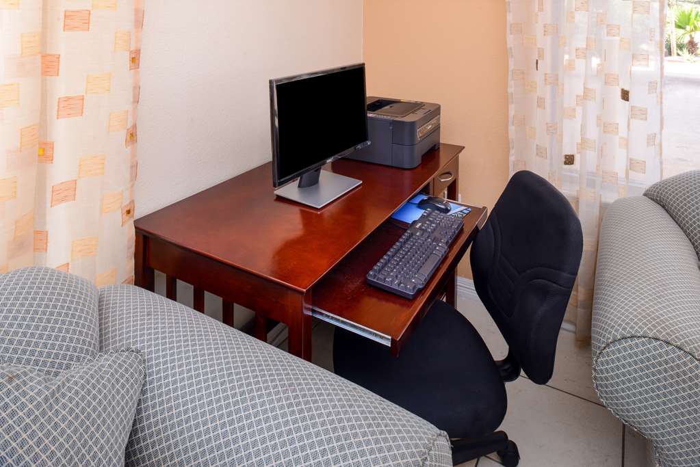 Americas Best Value Inn & Suites Waller Prairie View - photo 22