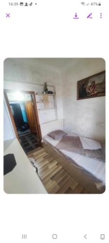 Flat — Unknown City — photo 3