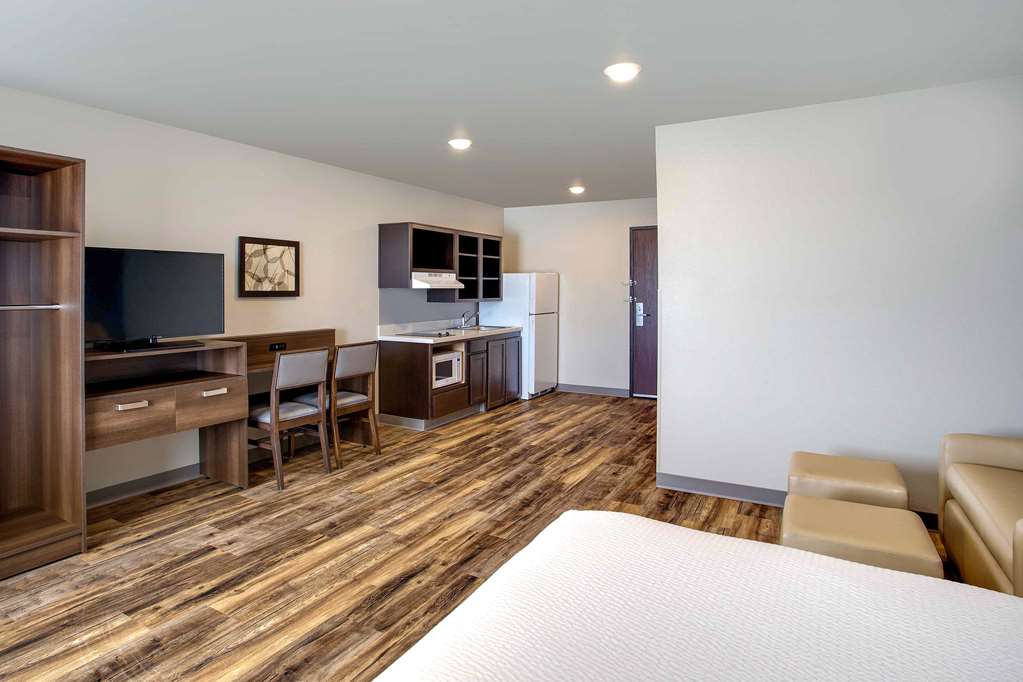 WoodSpring Suites Baltimore White Marsh Nottingham - photo 12