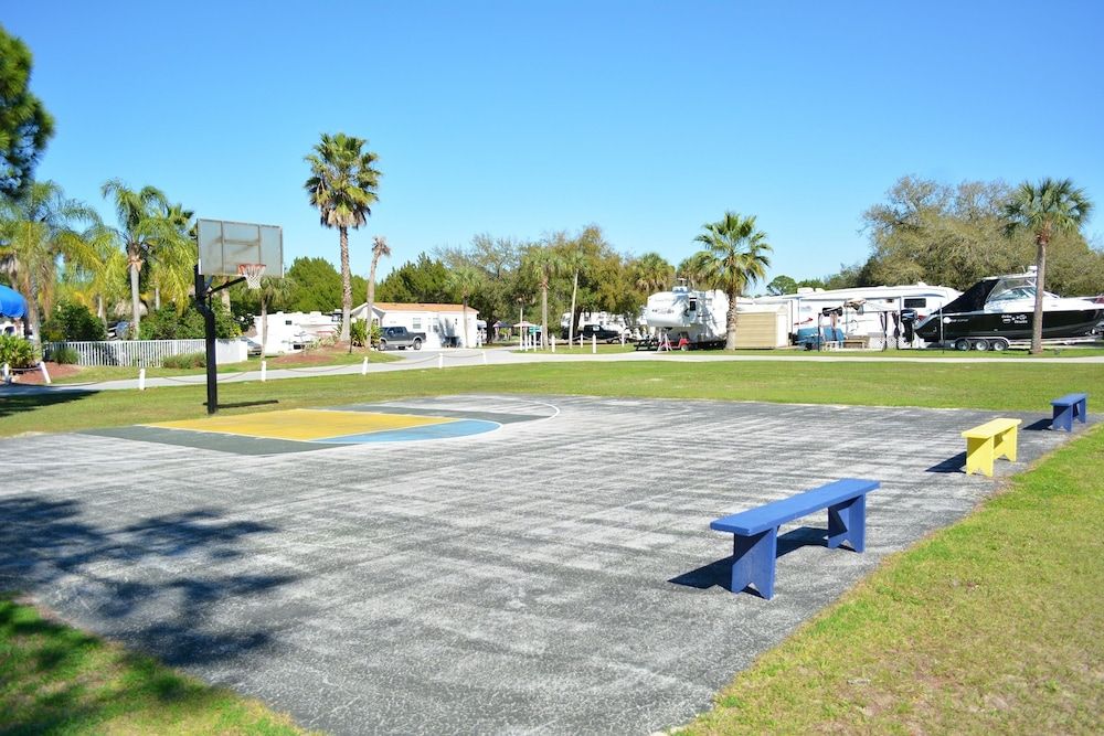 Crystal Isles RV Resort - photo 2