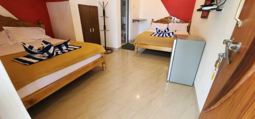Dee Joy’s Beach Place — Calangute — photo 3