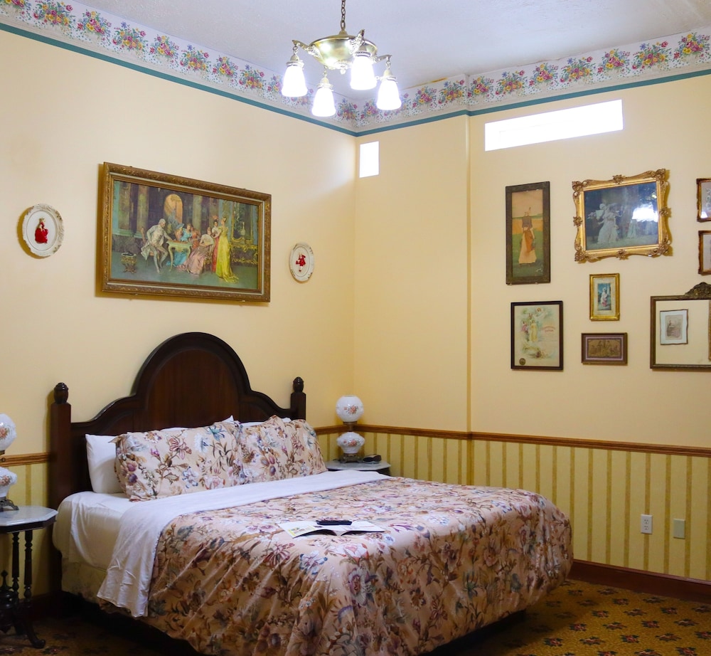 Hotel Millersburg - photo 41