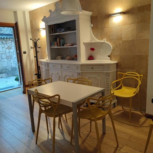 Acasadialice in Ascoli Piceno, Italy