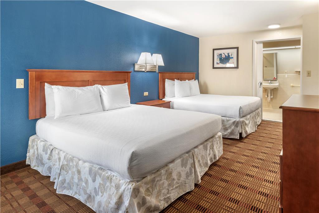 SureStay Hotel by Best Western East Brunswick - photo 13