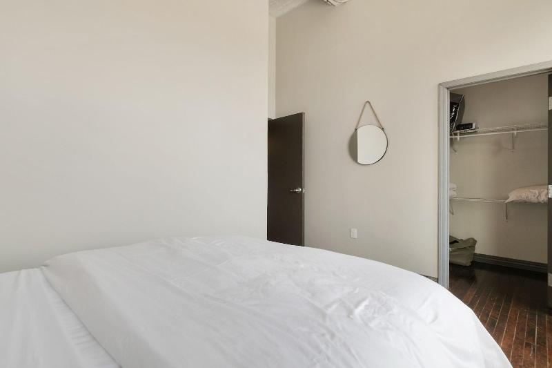 Luxury Downtown Dallas Stay by Amyfinehouse - photo 283
