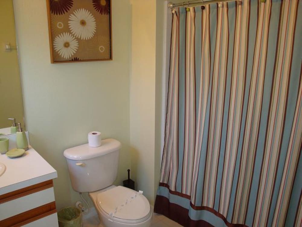3BR 2.5BA Home in Emerald Island Resort by CV 8479 - photo 24