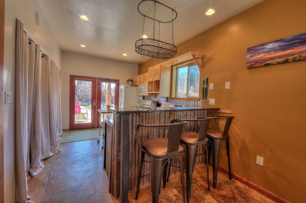 Cali Cochitta Vacation Rentals - photo 20
