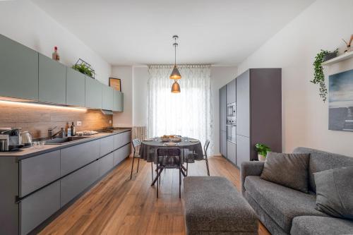 Giambellino 128 Al Giambellino ampio e comodo — 4-Star Luxury Hotel in Milan, Italy