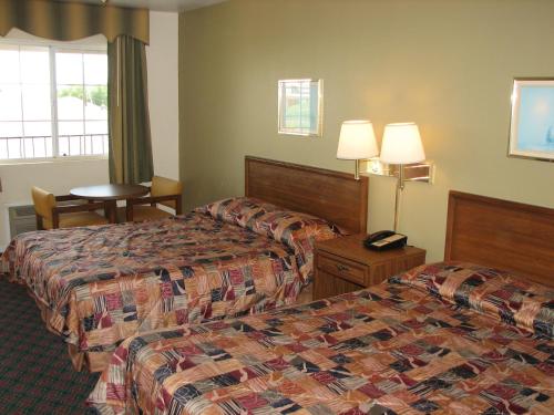 Relax Inn Marlin - photo 9