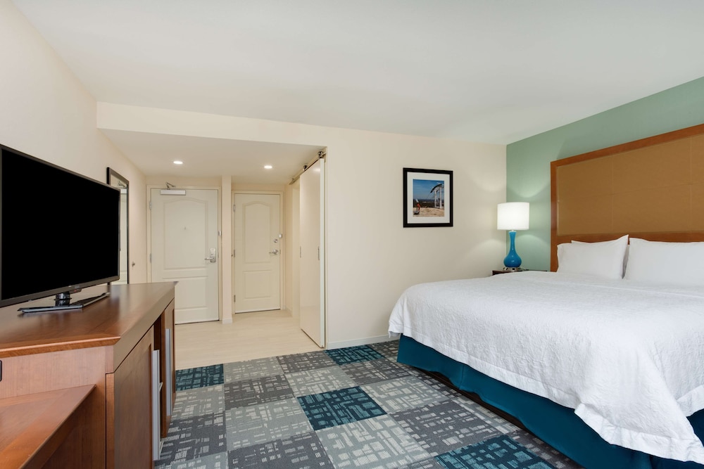 Hampton Inn Norcross - photo 18
