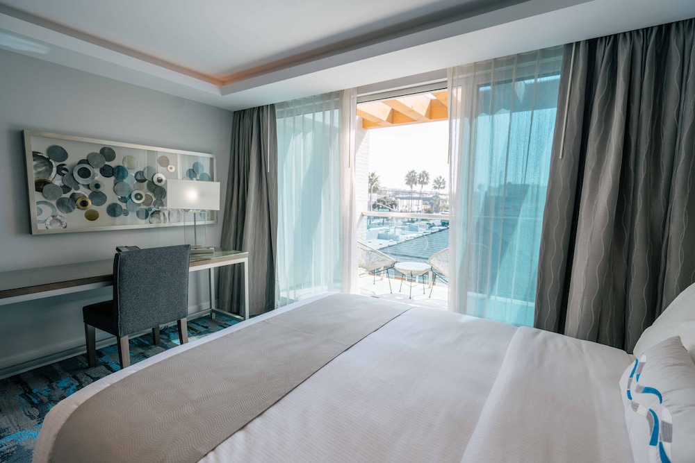 H2O Hermosa Beach Hotel - photo 10