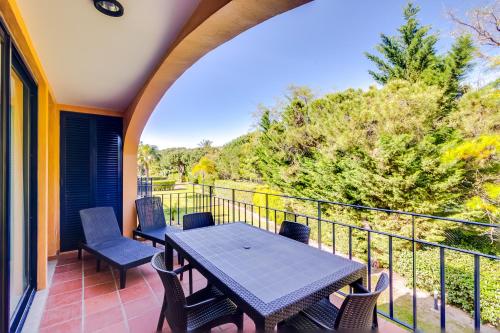 AL Apartamento Vila Sol F5 D — 4-Star Luxury Hotel in Vilamoura, Portugal