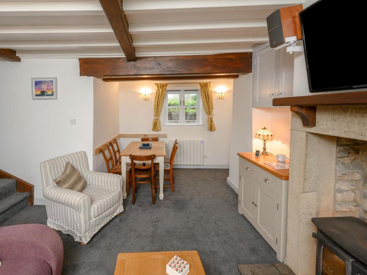Holly Cottage