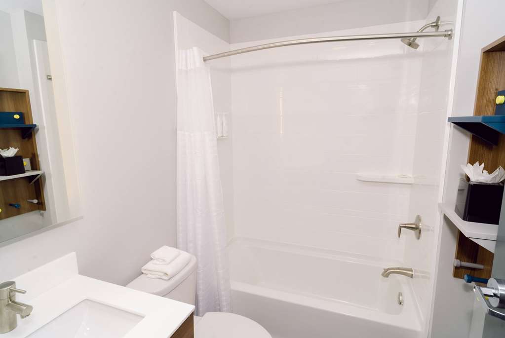 Microtel Inn & Suites by Wyndham Macedon - photo 14