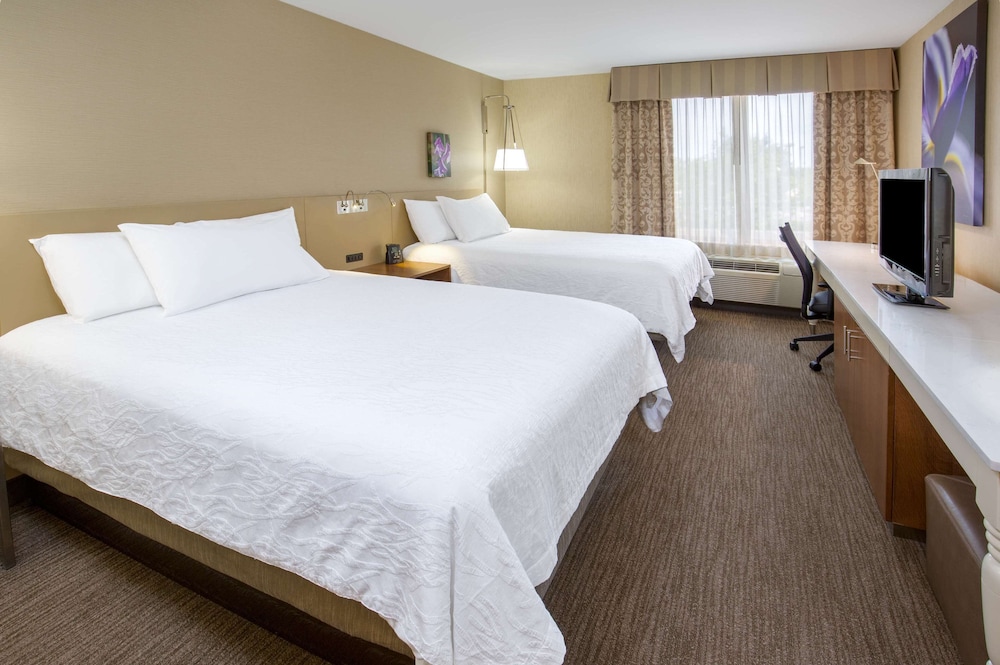 Hilton Garden Inn Folsom - photo 9