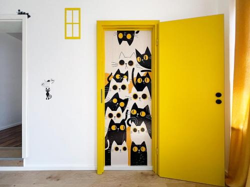 Katzenhaus in Troisdorf, Germany