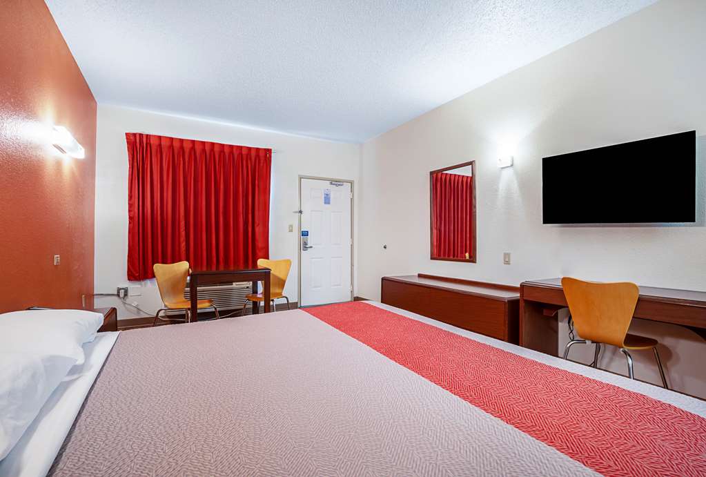 Motel 6 Covington TN - photo 6