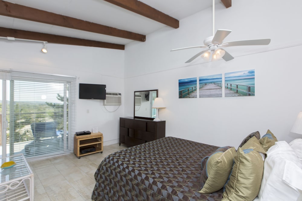 Driftwood Resort - photo 21