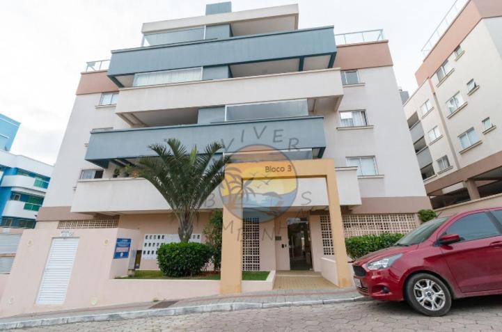 Apartamento no Centro da Praia Ed Recanto do Cardeal