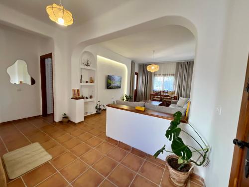 Appartement cosy vue sur golf — 4-Star Luxury Hotel in Cap Negro Ii, Morocco
