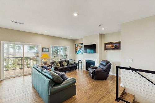 Coastal View Escape in Cannon Beach, United States