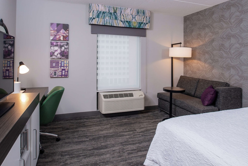 Hampton Inn & Suites Winston Salem Downtown - photo 15