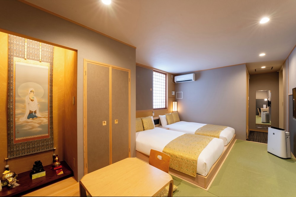 Waqoo Shitaderamachi - last minute hotel in Osaka