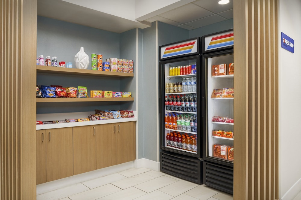 Holiday Inn Express Rochester NE Irondequoit by IHG - photo 39