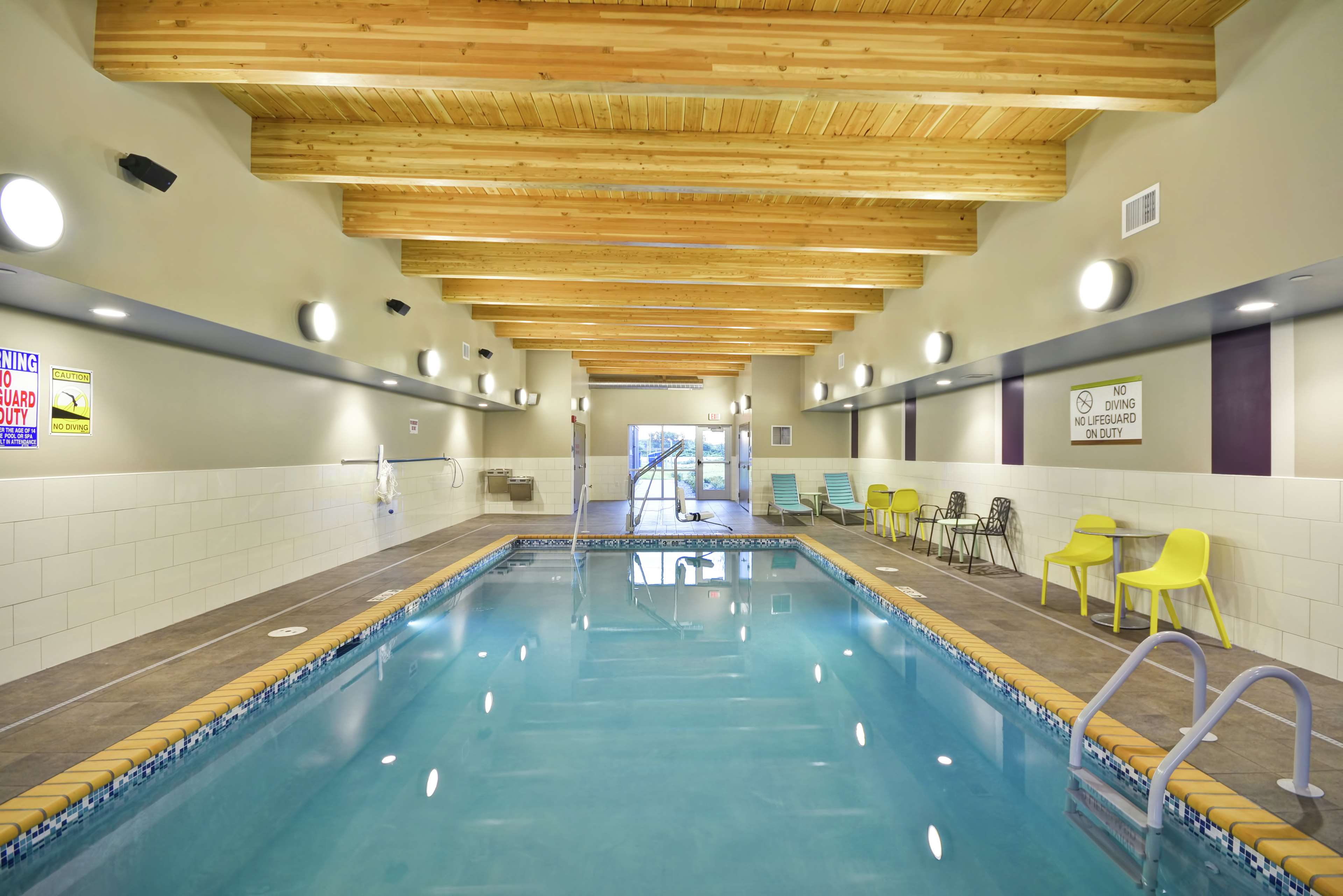 Home2 Suites by Hilton Plymouth MN - photo 11
