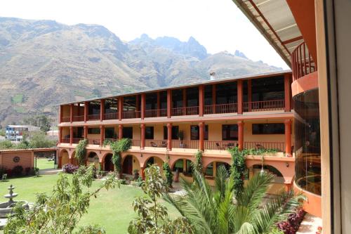 Qasana Hotel Plaza Calca — eco-hotel in Cusco