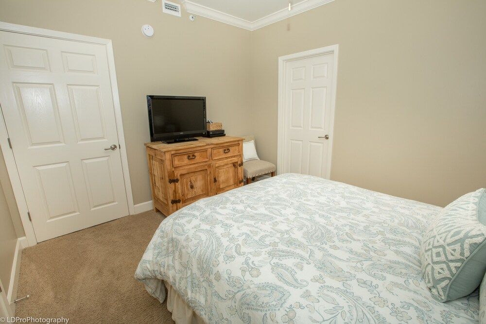 Oceania 202 Destin 3 Br Condo — 4-Star Luxury Hotel in Destin, United States