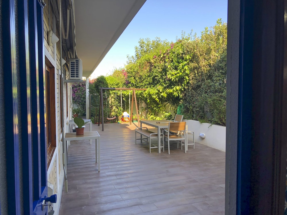 LV Premier Gaia Apartments GA — 4-Star Luxury Hotel in Vila Nova De Gaia, Portugal