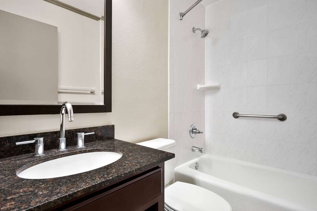 Baymont by Wyndham Monterey Park - photo 16