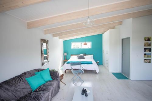 Selkie Two Restful Studio Apartments near Noordhoek Beach & Restaurants