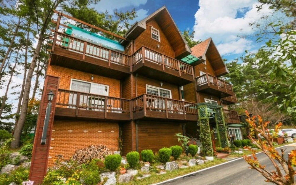 Taean Healing Beach Pension — 4-Star Luxury Hotel in Incheon, South Korea