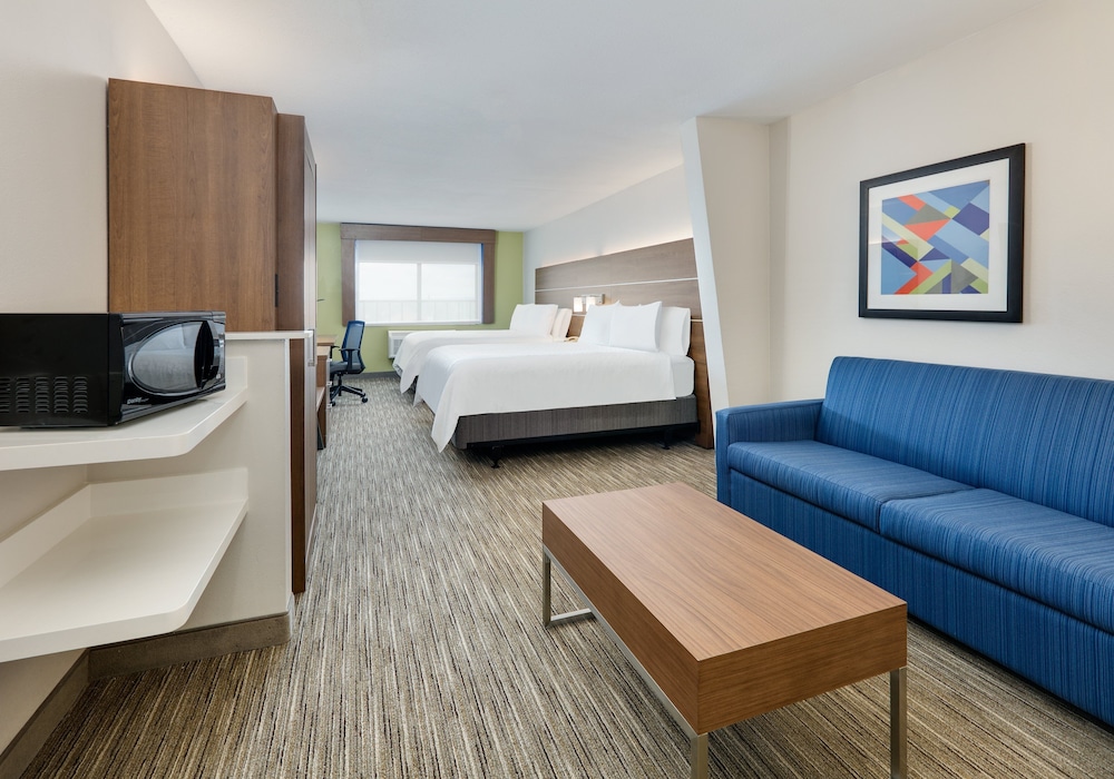 Holiday Inn Express and Suites San Antonio NW near - photo 20