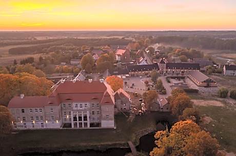 Palac Siemczyno — hotel in Czaplinek