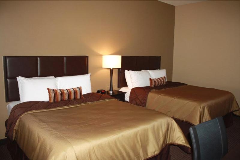 Parkwood Inn & Suites - photo 14
