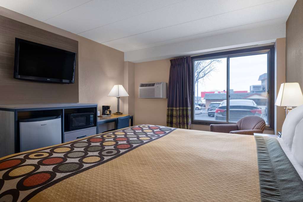 Super 8 by Wyndham Owatonna - photo 25